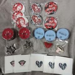LiSA RiP SERViCE ガチャ 21点 ピンバッジ 缶バッジ LiSA RiP SERViCE ガチャ 21点 ピンバッジ 缶バッジ - メルカリ