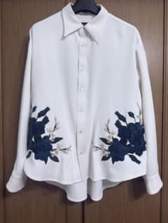 Ado×HAREコラボ 刺繍シャツ ローズシシュウシャツ - メルカリ
