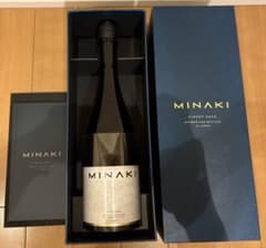 MINAKI 極幻 GOKUGEN 純米大吟醸 ギフトボックス入りのサムネイル