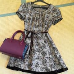 上品☆花柄ワンピースのサムネイル