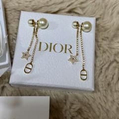 m♡様専用Dior ピアスのサムネイル