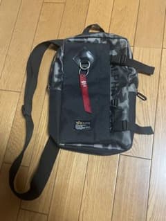 ALPHA カモフラージュ ショルダーバッグのサムネイル