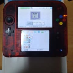 ニンテンドー2DS クリアレッド 本体　充電器付きのサムネイル