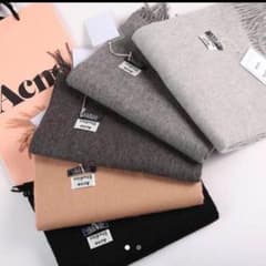かず様専用 Acne studios マフラーのサムネイル