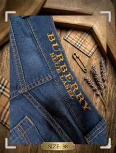 美品バーバリーブルーレーベル デニムパンツ 金刺繍ロゴ ポケット裏