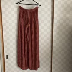レディース　プリーツパンツ　新品未使用のサムネイル