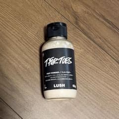 LUSH TFORTOES フットパウダーのサムネイル