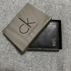 Calvin Klein 二つ折り財布 ブラック レザー　美品のサムネイル