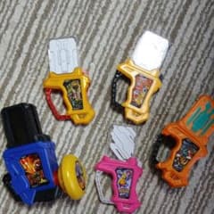 仮面ライダーエグゼイド ガシャットのサムネイル