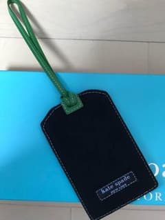 kate spade パスケースのサムネイル