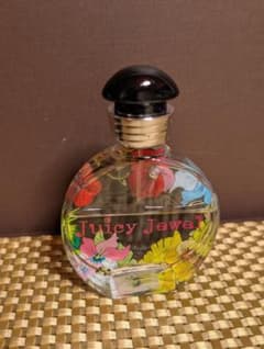 訳アリ】人気の香水♪ジューシィジュエル オードトワレ 30ml - メルカリ