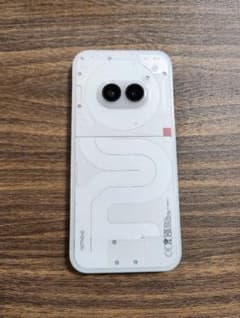 【美品】未使用に近い Nothing Phone (2a) milk 本体のサムネイル