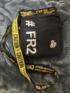 FR2 ブラック ショルダーバッグのサムネイル