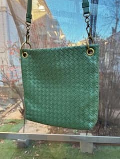 美品✨ Bottega Venetaボッテガヴェネタ　バッグ　グリーンのサムネイル