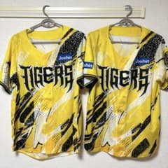 阪神タイガース ウル虎の夏 ユニフォーム 2枚セット限定品のサムネイル