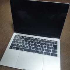 MacBook Pro 2017 シルバー 16GB 256GBSSD 充電器付 - メルカリ