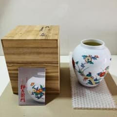 人間国宝 十四代 酒井田柿右衛門 錦花鳥文 花瓶 共箱 - メルカリ