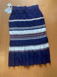 新品　INDEX  スカートのサムネイル
