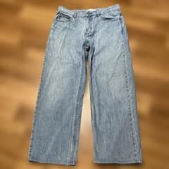 ユニクロUNIQLO JW ANDERSON デニムパンツ ジーンズのサムネイル