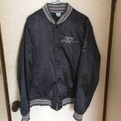 【NIKE】スタジャンのサムネイル