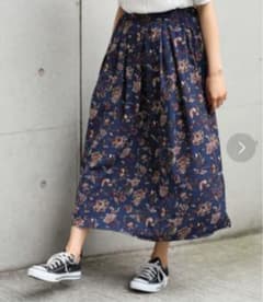 ペイズリー柄　ロングスカートのサムネイル