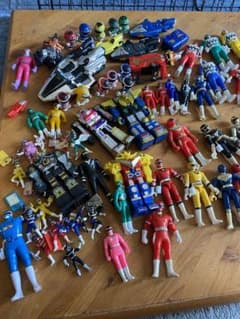 戦隊ヒーローたくさん。欲しい方に！のサムネイル