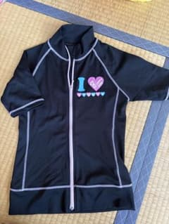 IGNIO ブラック ラッシュガード 140のサムネイル