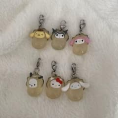 サンリオキャラクターズ なりきりオイスター めじるしアクセサリーのサムネイル
