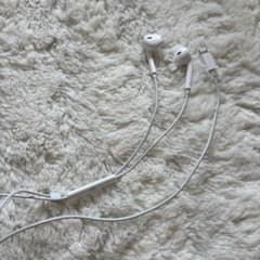 iPhone純正イヤホンのサムネイル