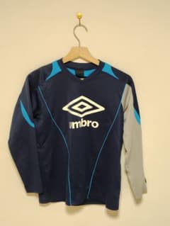 UMBRO アンブロ 長袖 サッカー　練習着のサムネイル