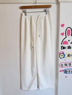 24年　カジュアルパンツのサムネイル