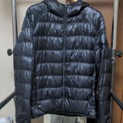 UNIQLO　ライトダウンのサムネイル