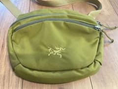 ARC'TERYX アークテリクス マカ2 ショルダーバック　カーキのサムネイル