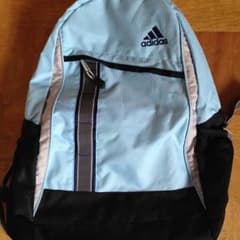 adidas リュック送料込み☆美品☆のサムネイル