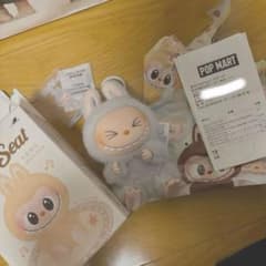 labubu♡ラブブ♡ハブアシート♡正規品のサムネイル