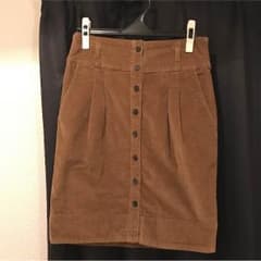 yuyu☆様 ZARA コーデュロイスカートのサムネイル