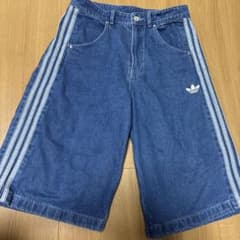 adidas デニムショーツのサムネイル