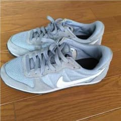 ナイキジニコ❤︎23.5センチのサムネイル