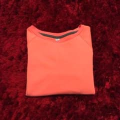 【新品】UNIQLO トレーナー レディースのサムネイル