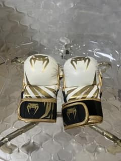 mmaグローブ Lサイズ ホワイト/ゴールドのサムネイル
