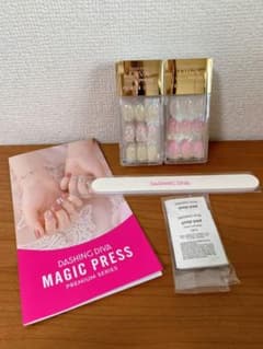 ネイルチップ DASHING DIVA マジックプレス プレミアムシリーズのサムネイル