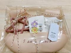 出産祝い　ギフトセット　豪華4点　シリコンビブのサムネイル