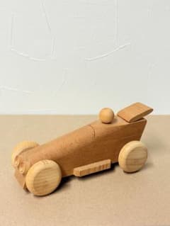 【木製】　レーシングカー オブジェ 置物 木のおもちゃ木のぬくもり　雑貨のサムネイル