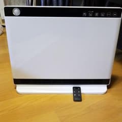 スリーアップ　人感センサー付パネルセラミックヒーター　2018年製のサムネイル