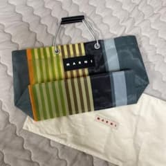 マルニ　ストライプバッグミニ　マルチグレー　底板付きのサムネイル