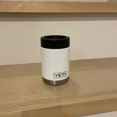 YETI イエティ ランブラー コルスター 缶クーラー ホワイト 350mlのサムネイル