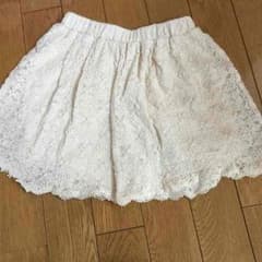 女の子☆オフホワイト☆レースキュロットスカート130のサムネイル