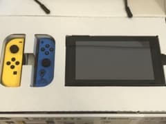 最終値下げN.SWITCH/フォートナイトSpecial 本体　ソフト付きのサムネイル