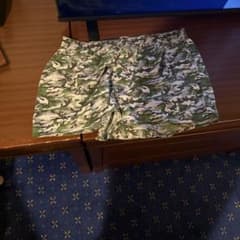 迷彩柄ショートパンツのサムネイル