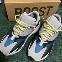 adidas yeezy bost 700のサムネイル